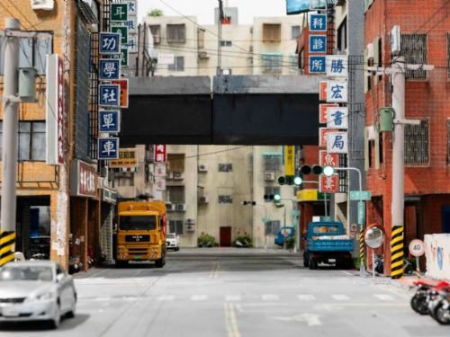高雄獎得主回高雄，內惟藝術中心攜手台電公共藝術《RE：戰鬥之城》重啟張立人多重世界觀